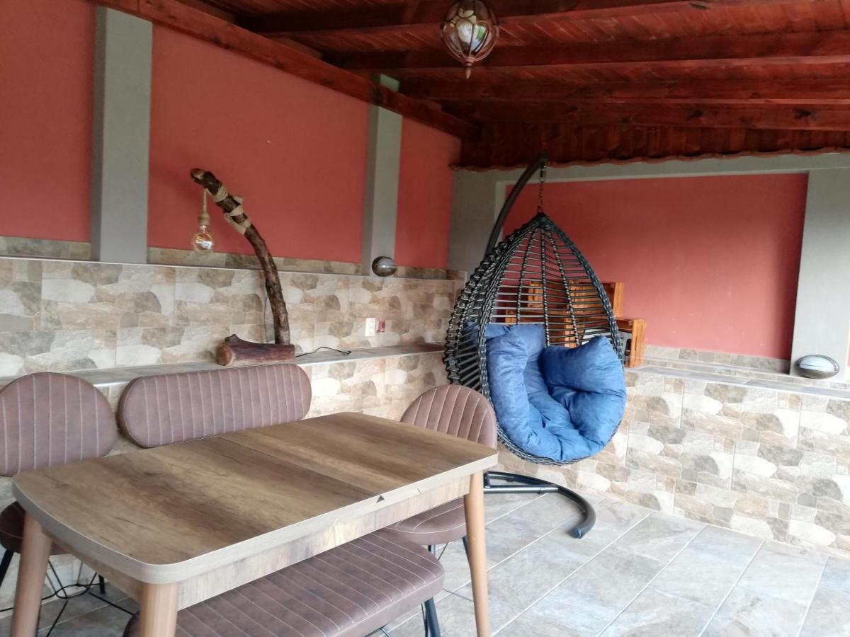 Къща За Гости Детелина - Лина Sapareva Banya Extérieur photo