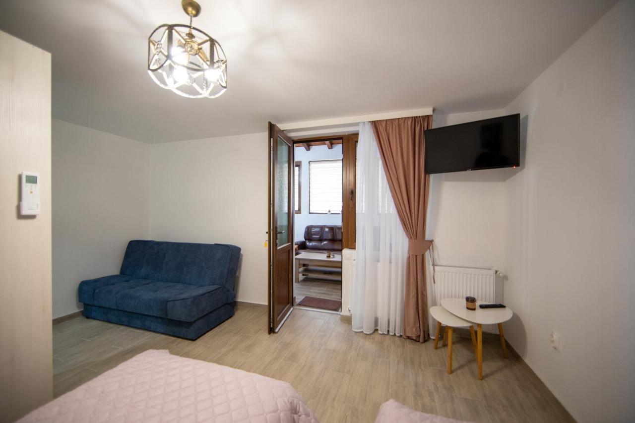Къща За Гости Детелина - Лина Sapareva Banya Extérieur photo